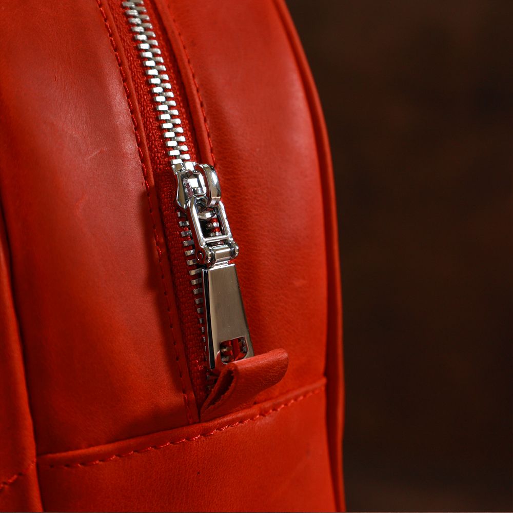 Шкіряний вінтажний жіночий рюкзак Shvigel 16327 Червоний