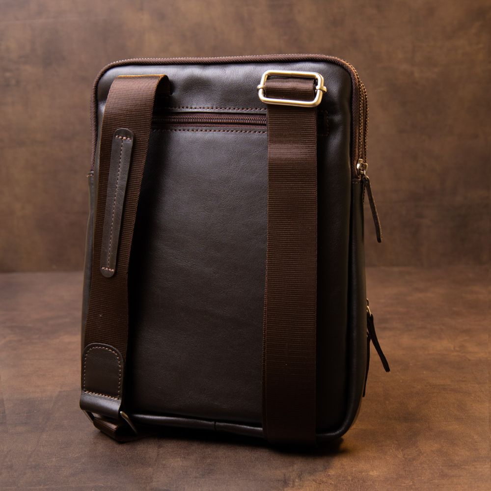 Fashionable tablet bag with a patch pocket with a zipper in smooth leather 11282 SHVIGEL
