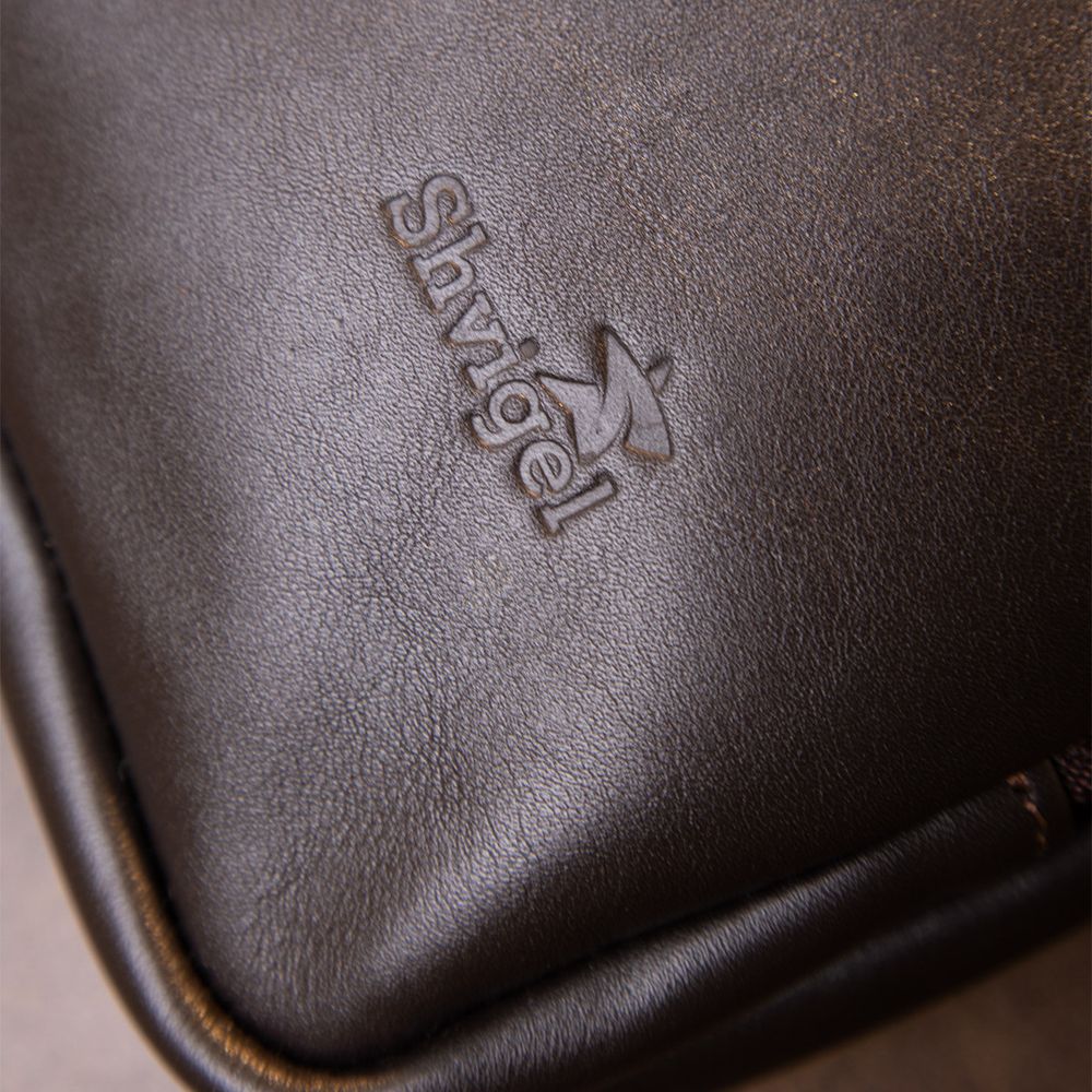 Модная сумка планшет с накладным карманом на молнии в гладкой коже 11282 SHVIGEL